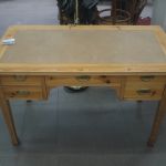 460 3435 WRITING DESK